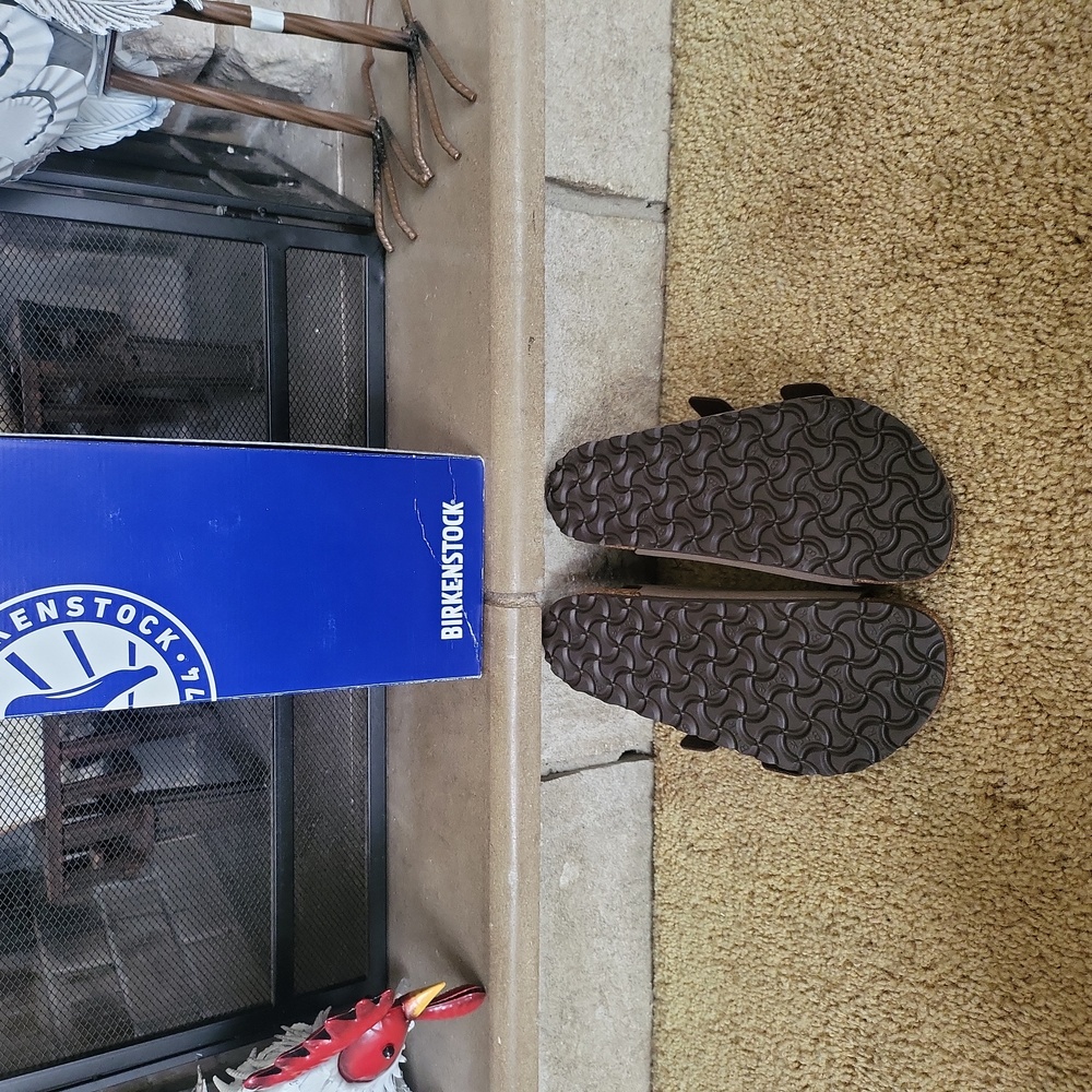Womens Birkenstock sandals - Picture 4 of 5